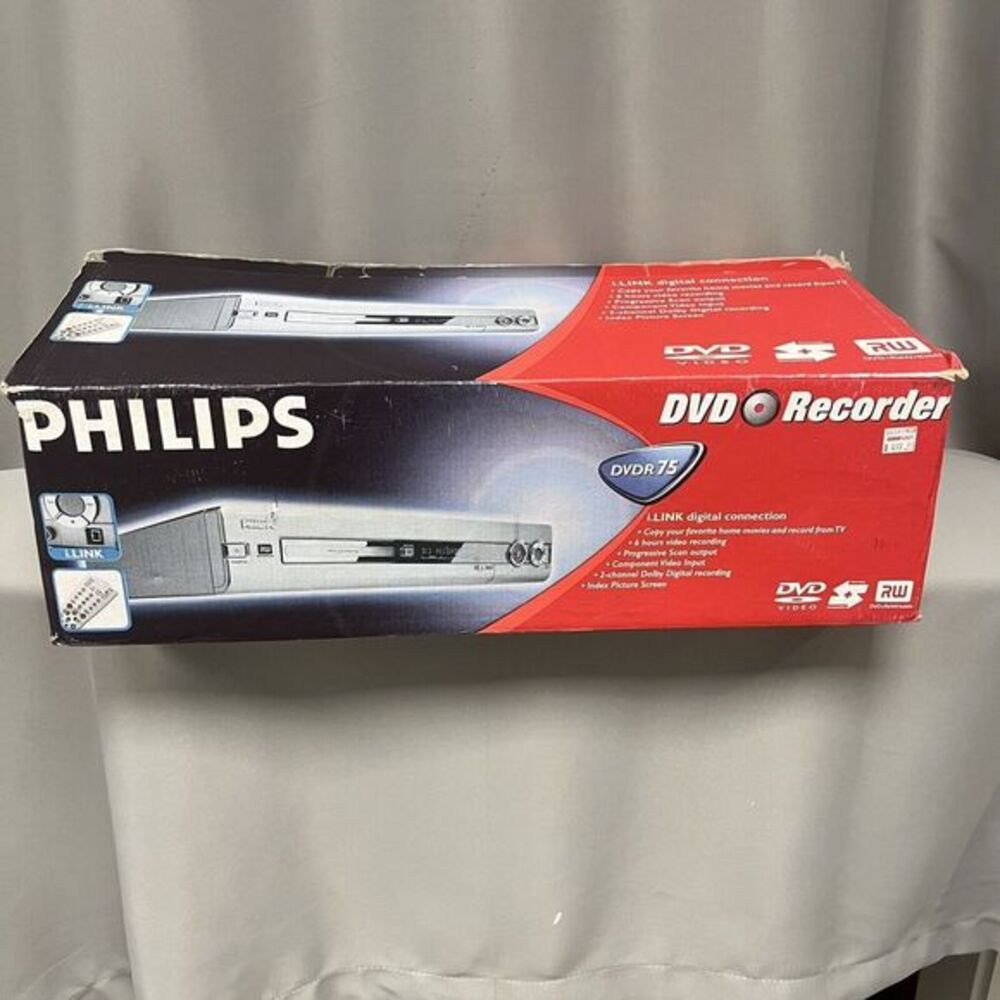 Philips DVD Recorder‎ 75 player In Box With Remote And Manual